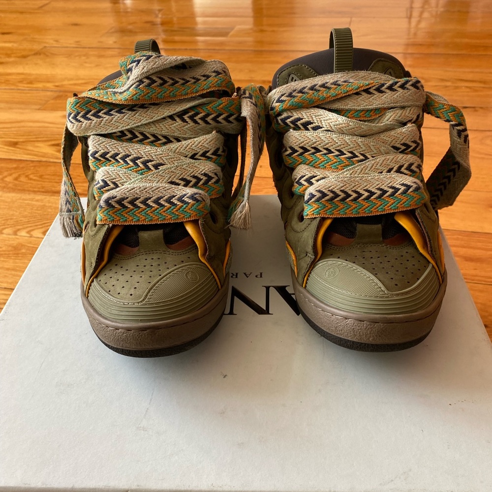 Lavin designer shoes